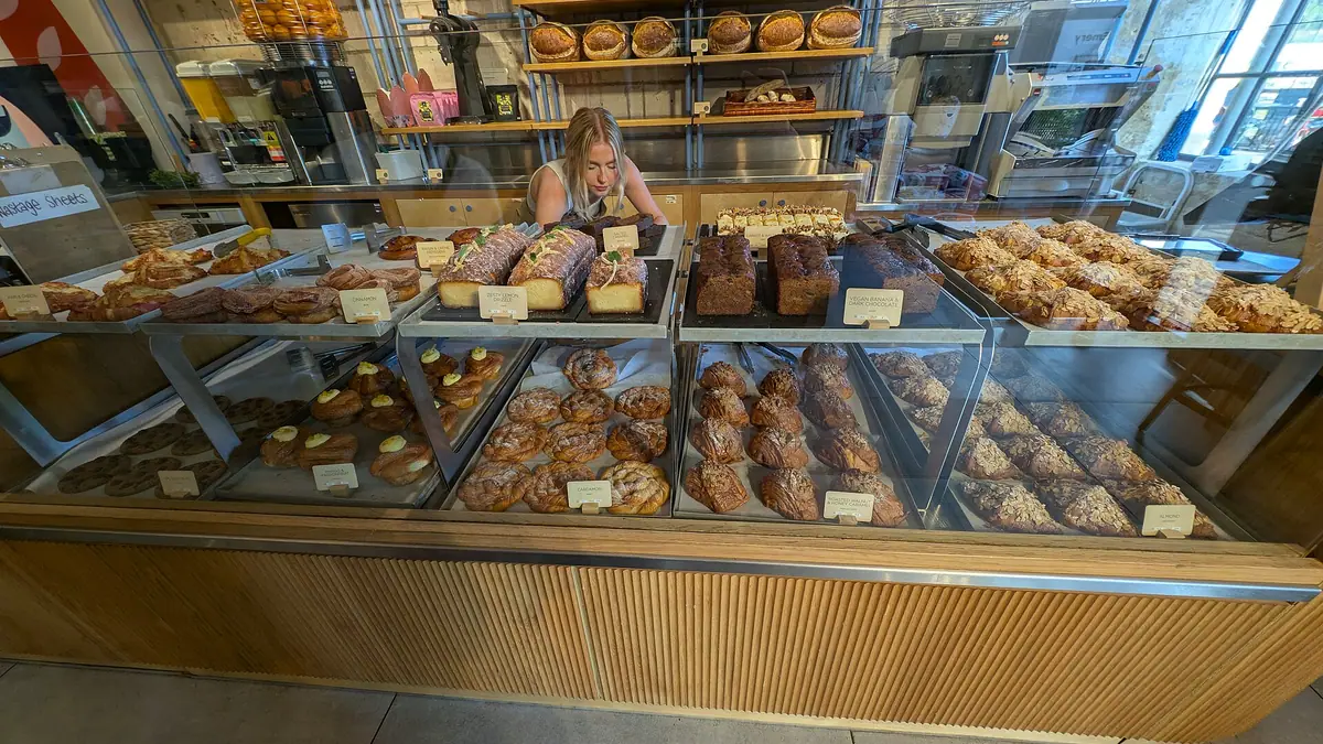 Doughy Delights – bakery in Plantation, Glasgow